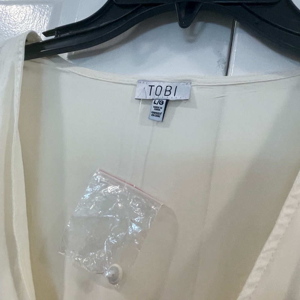 TOBI DRESS - Picture 4 of 5